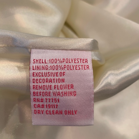 Betsey Johnson Cream Ruffled, Layered Midi Dress - Picture 7 of 7